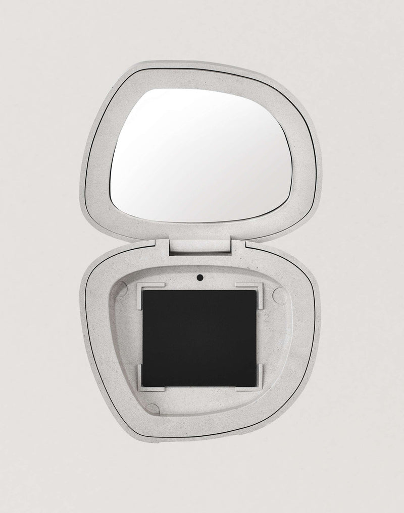 Refillable Compact · Large