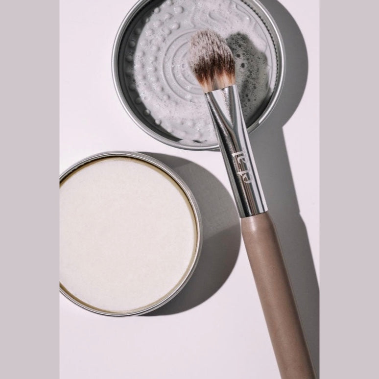et al. Limited-Edition Brush Set
